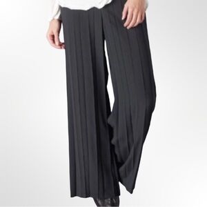 Babette High-Rise City Lightweight Pleated Wide Leg Ankle Trouser Pants M